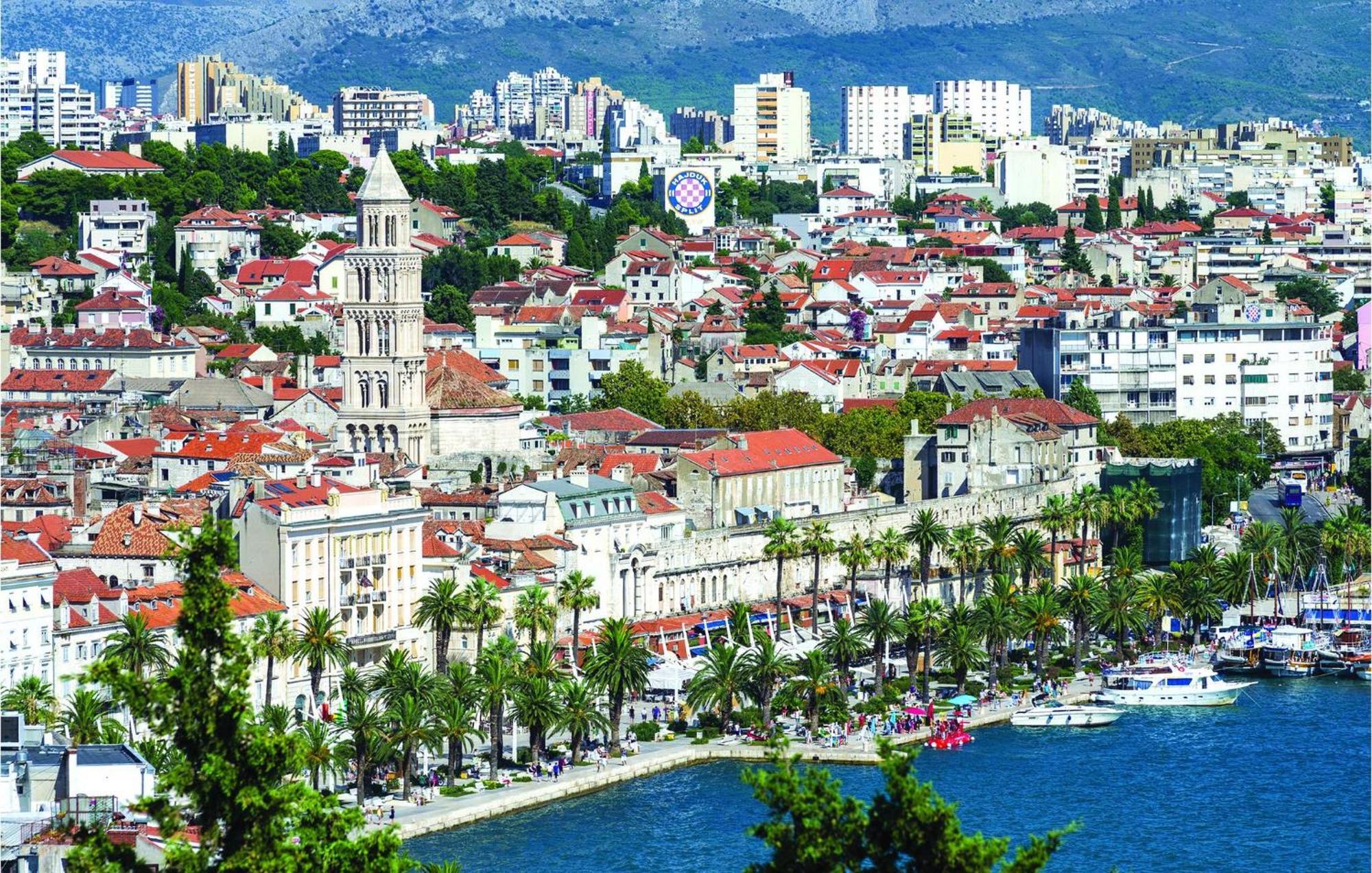 Stunning Home In Split With Outdoor Swimming Pool Zewnętrze zdjęcie