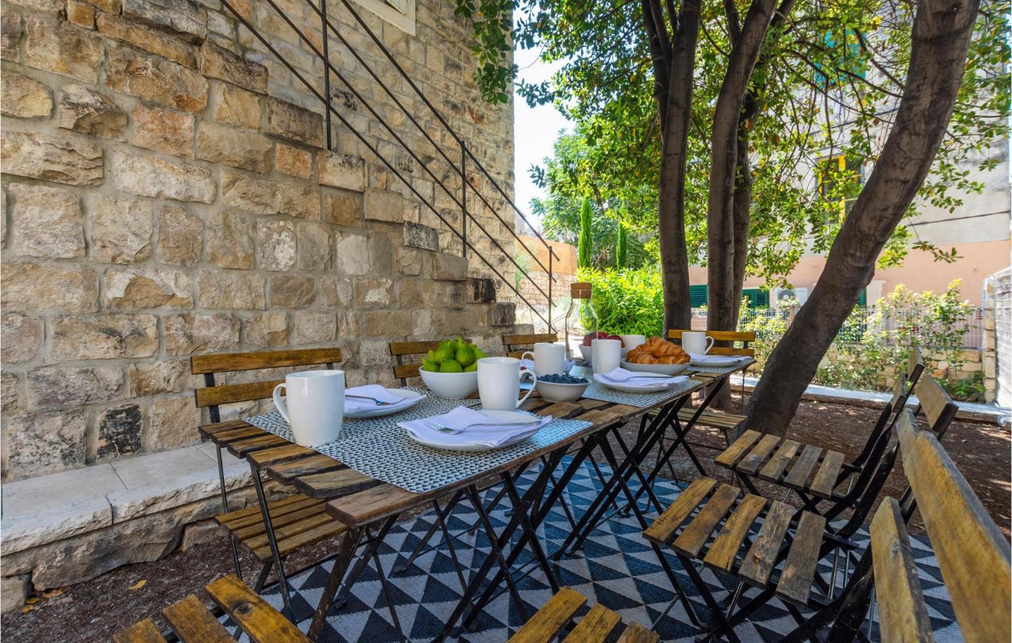 Stunning Home In Split With Outdoor Swimming Pool Zewnętrze zdjęcie